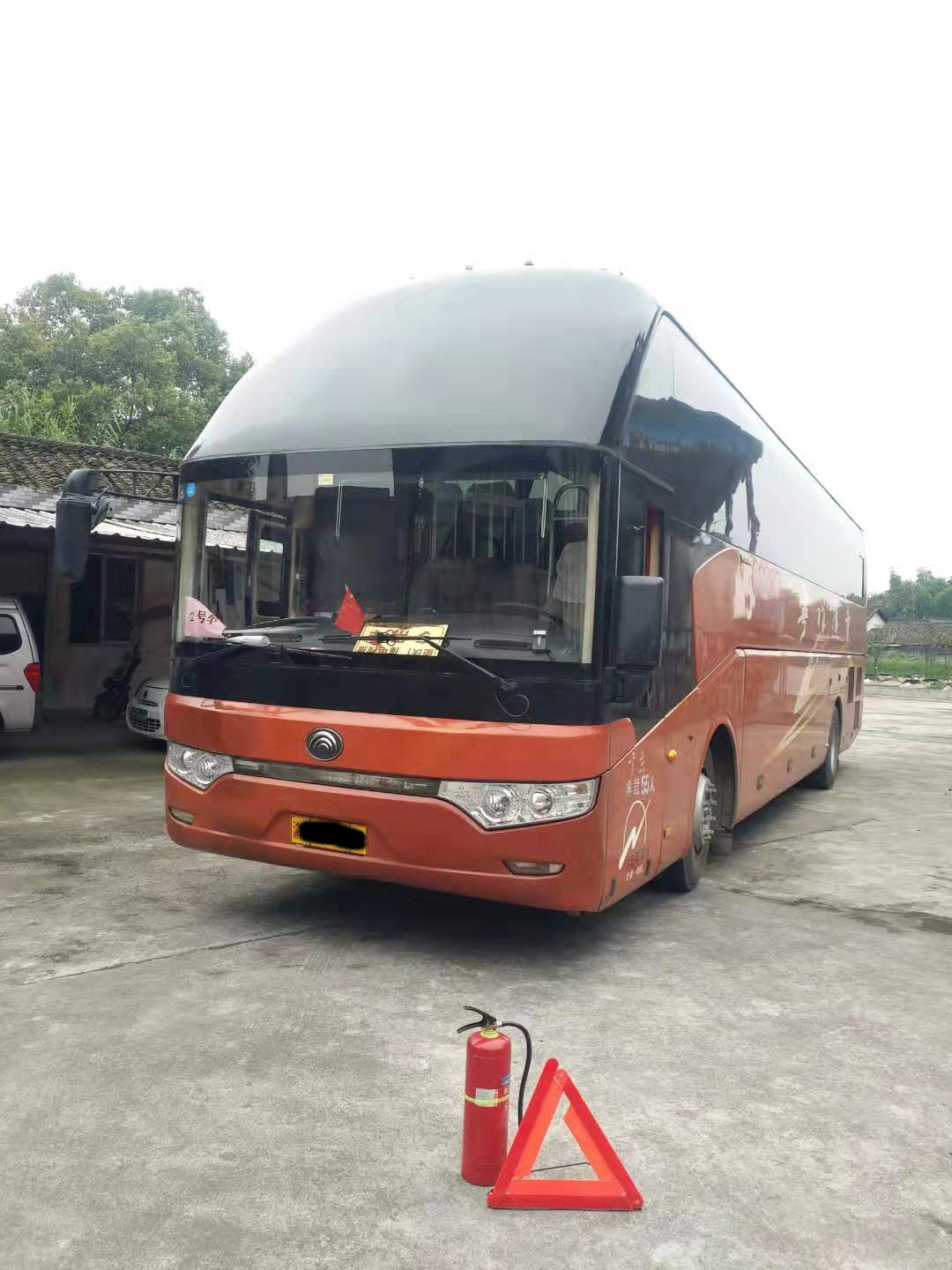 長(zhǎng)途大巴車(chē)租賃.jpg